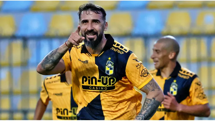 Pratto anotó de penal su primer gol con la camiseta de Coquimbo Unido.