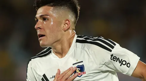 Víctor Felipe Méndez anotó la apertura de la cuenta de Colo Colo contra Peñarol.