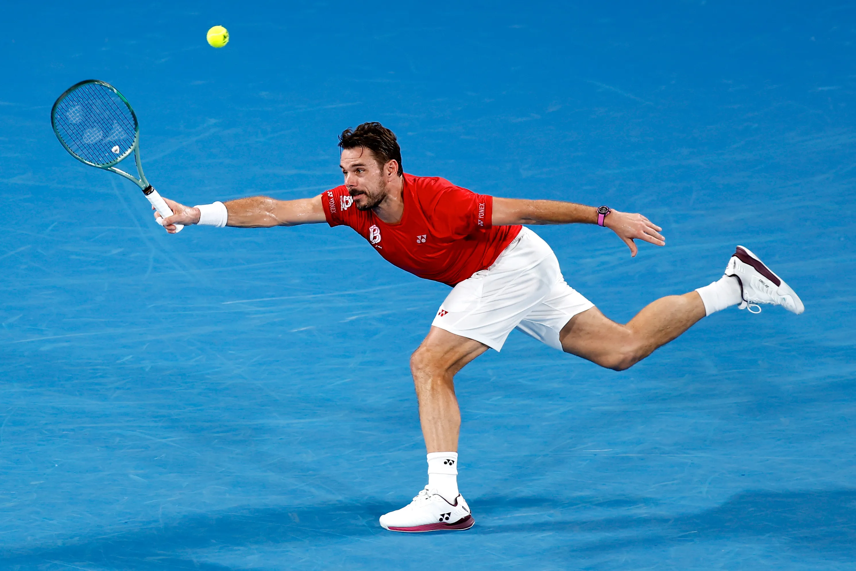 Wawrinka no da pelota por perdida a pesar de su edad