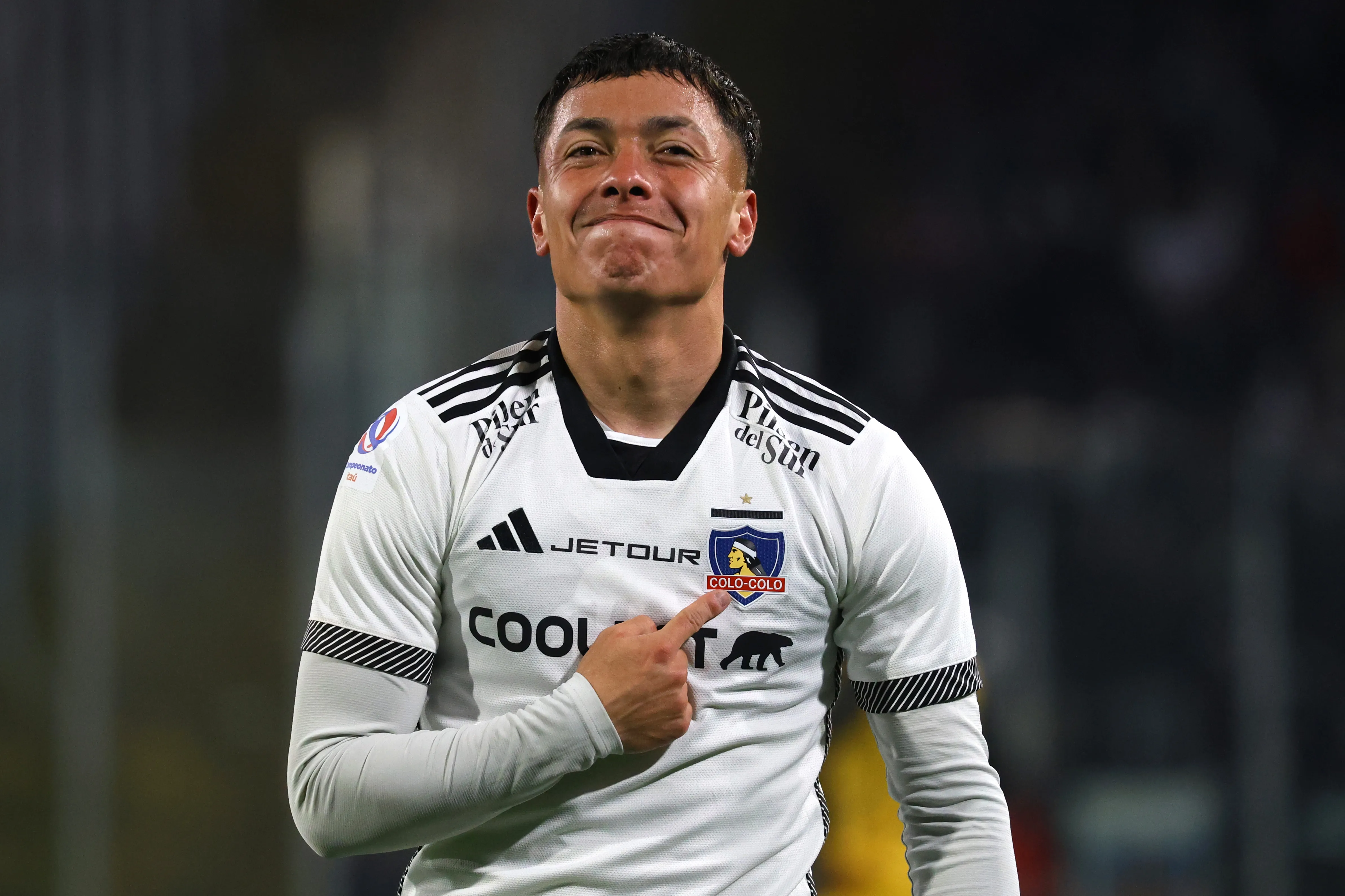 Zavala es duda para el inicio de Colo Colo