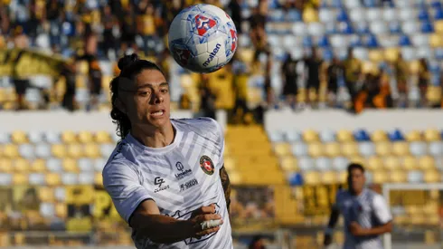 Joaquín Montecinos fue parte de la oncena limachina ante Coquimbo Unido.