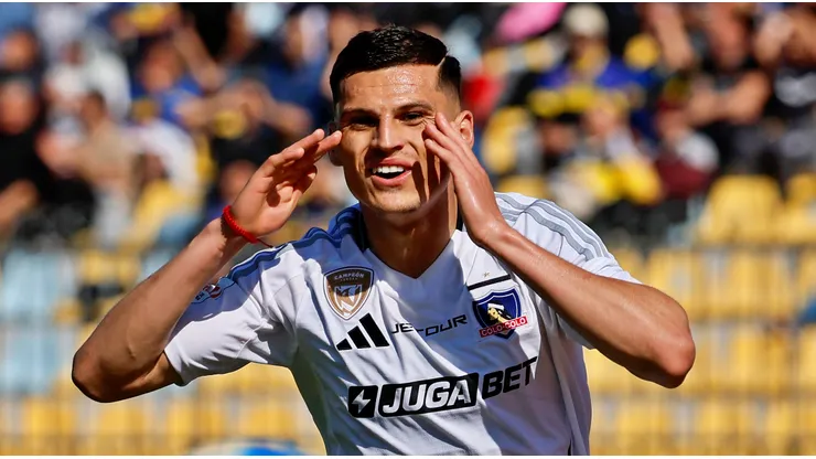 Cepeda se va al fútbol español tras dos años en Colo Colo.