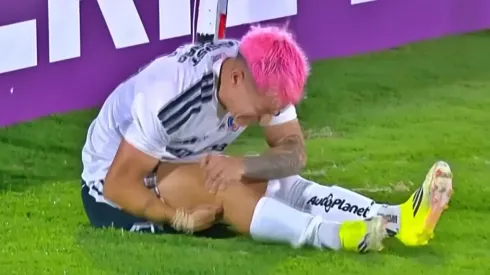 Zavala se lesionó solo al patear un penal insólito.