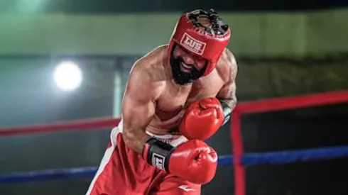 Manuel Ibarra hoy se dedica a cantar y al boxeo