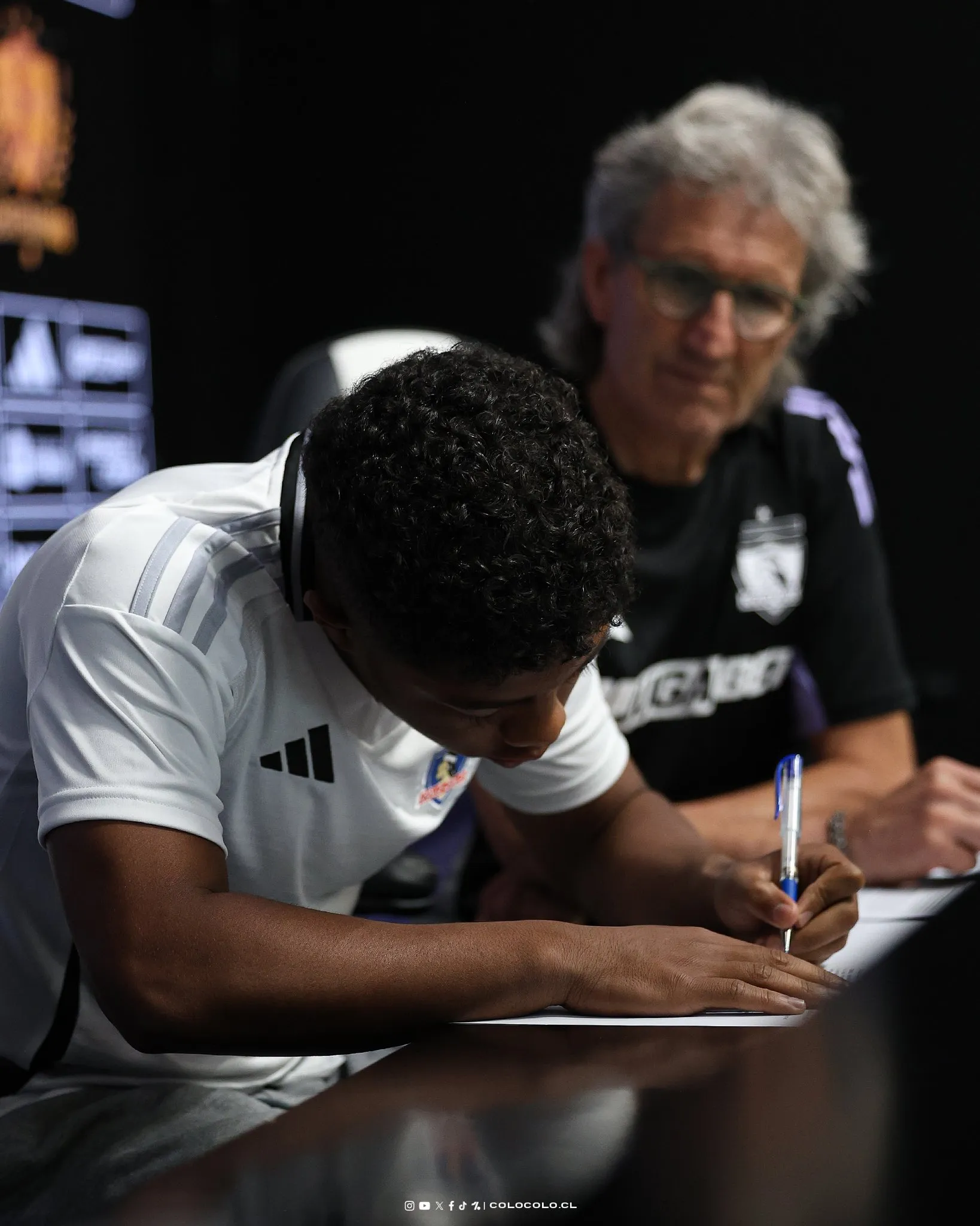 Amaro Delgado firmó en Colo Colo: primer contrato profesional… con 14 años.