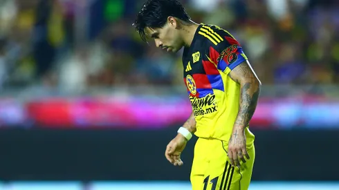 El equipo busca la salida del jugador chileno, pero no será tan sencillo.