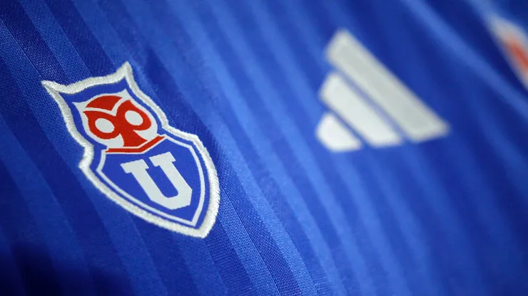 La U sufre por fichaje frenado por FIFA desde junio del 2025.