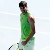 Alcaraz reacciona a la polémica "ayuda" a Sinner en Australia