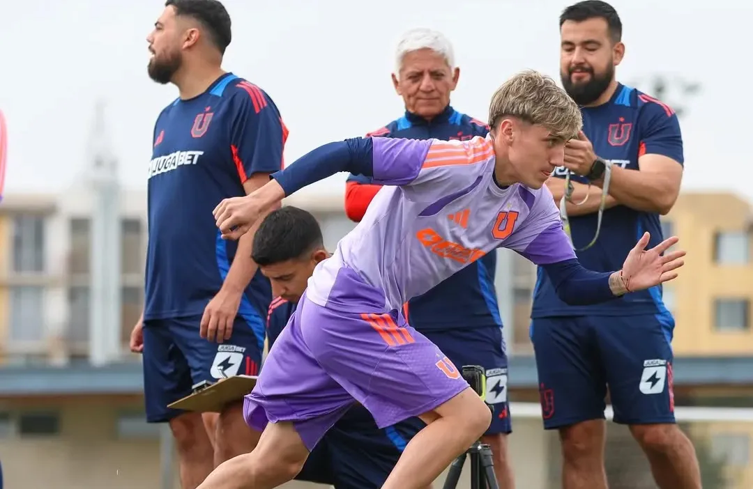 Salvador Negrete ficha en Puerto Montt.