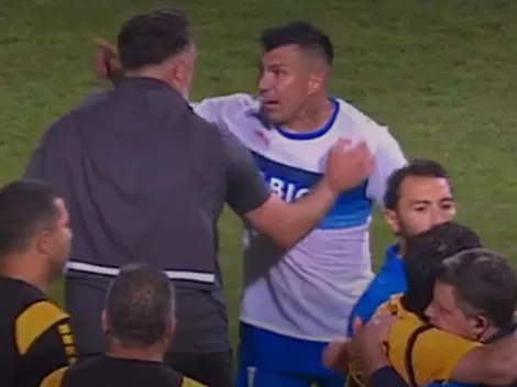 Escondido en los penales y tensión con Gary Medel: la especial tarde de Caputto