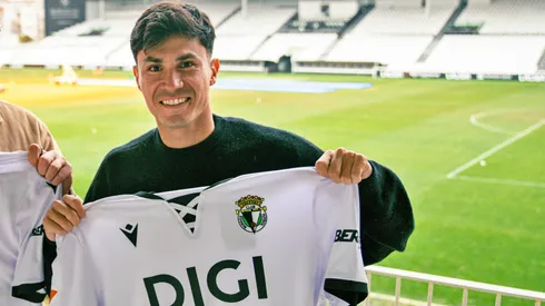 Pablo Galdames fue presentado como refuerzo del Burgos español.