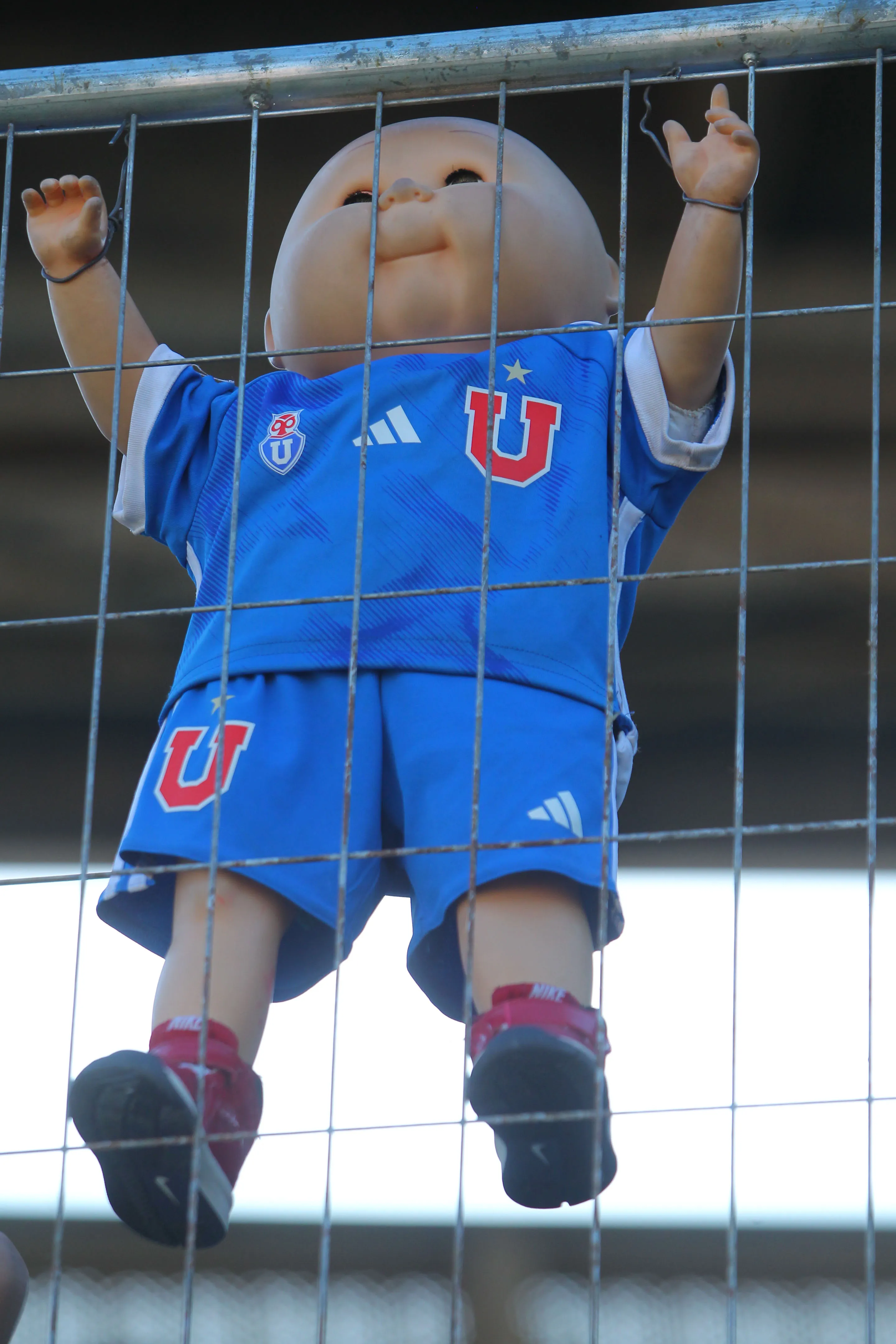 El único hincha de la U que no se preocupa por el precio de las entradas | Photosport