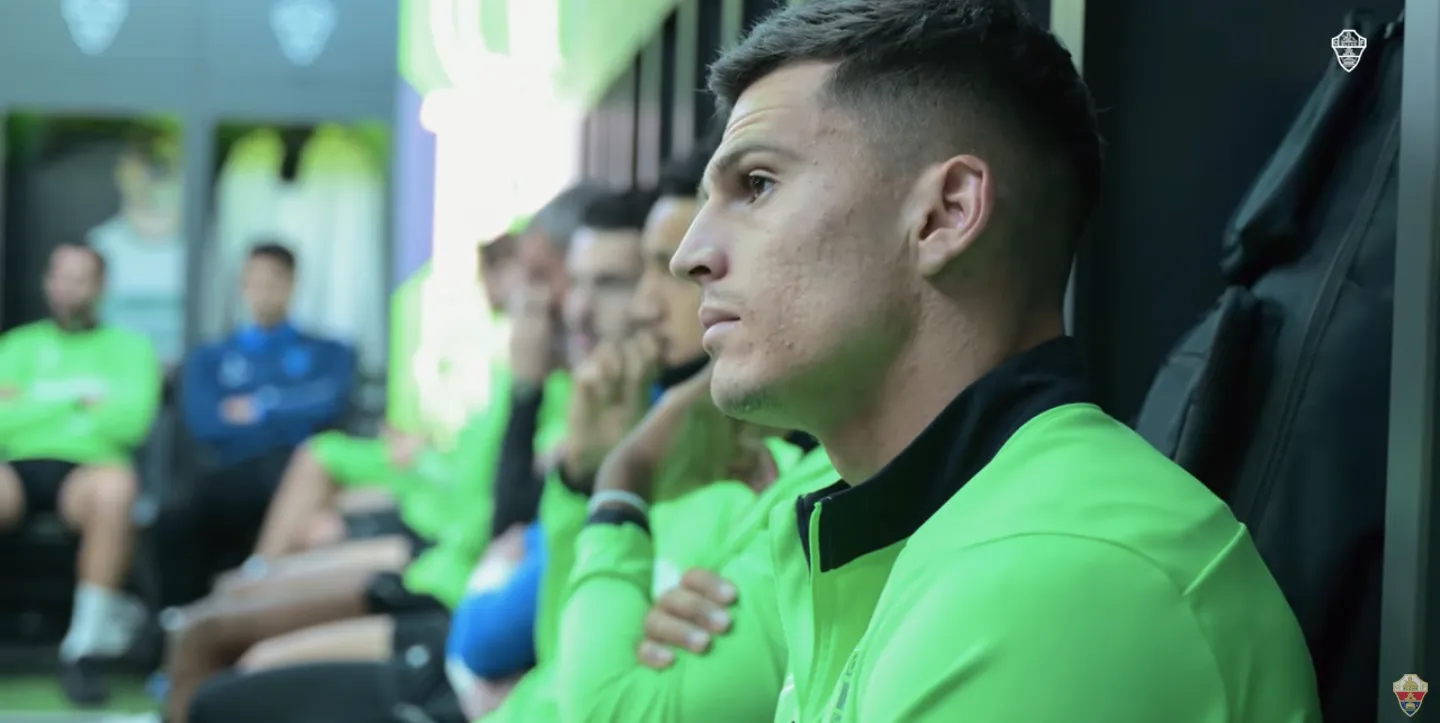 Cepeda ya tuvo su primera charla técnica en Elche y sueña con el debut ante Barcelona