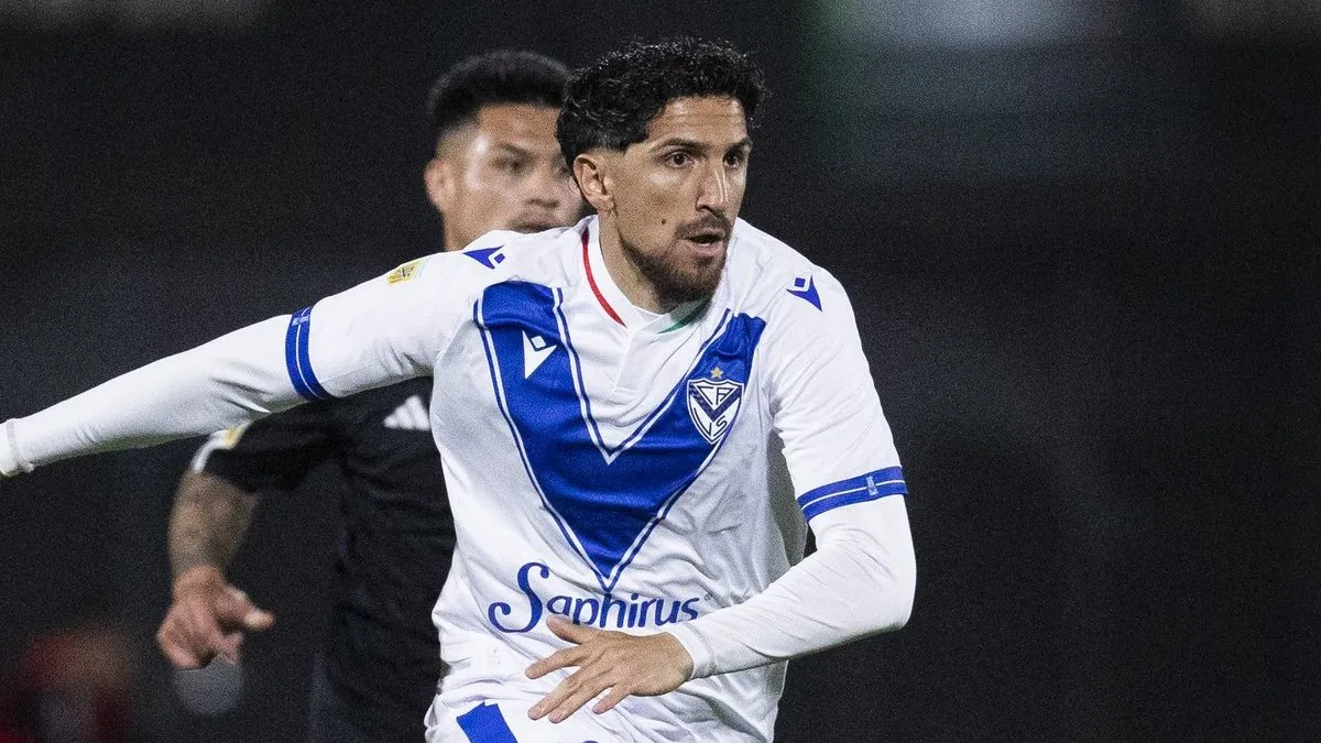 Diego Valdés se acerca a Colo Colo.