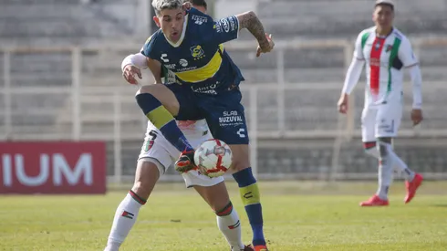 Futbol, Palestino vs Everton.<br />
Fecha 16, Campeonato Nacional 2024.<br />
El jugador de Everton Lautaro Pastrana es fotografiado contra Palestino durante el partido de primera division disputado en el estadio Municipal de La Cisterna en Santiago, Chile.<br />
21/07/2024<br />
Jonnathan Oyarzun/Photosport
Football, Palestino vs Everton.<br />
16th turn, 2024 National Championship.<br />
Everton's player Lautaro Pastran is pictured against Palestino during the first division match held at the Municipal de La Cisterna stadium in Santiago, Chile.<br />
21/07/2024<br />
Jonnathan Oyarzun/Photosport