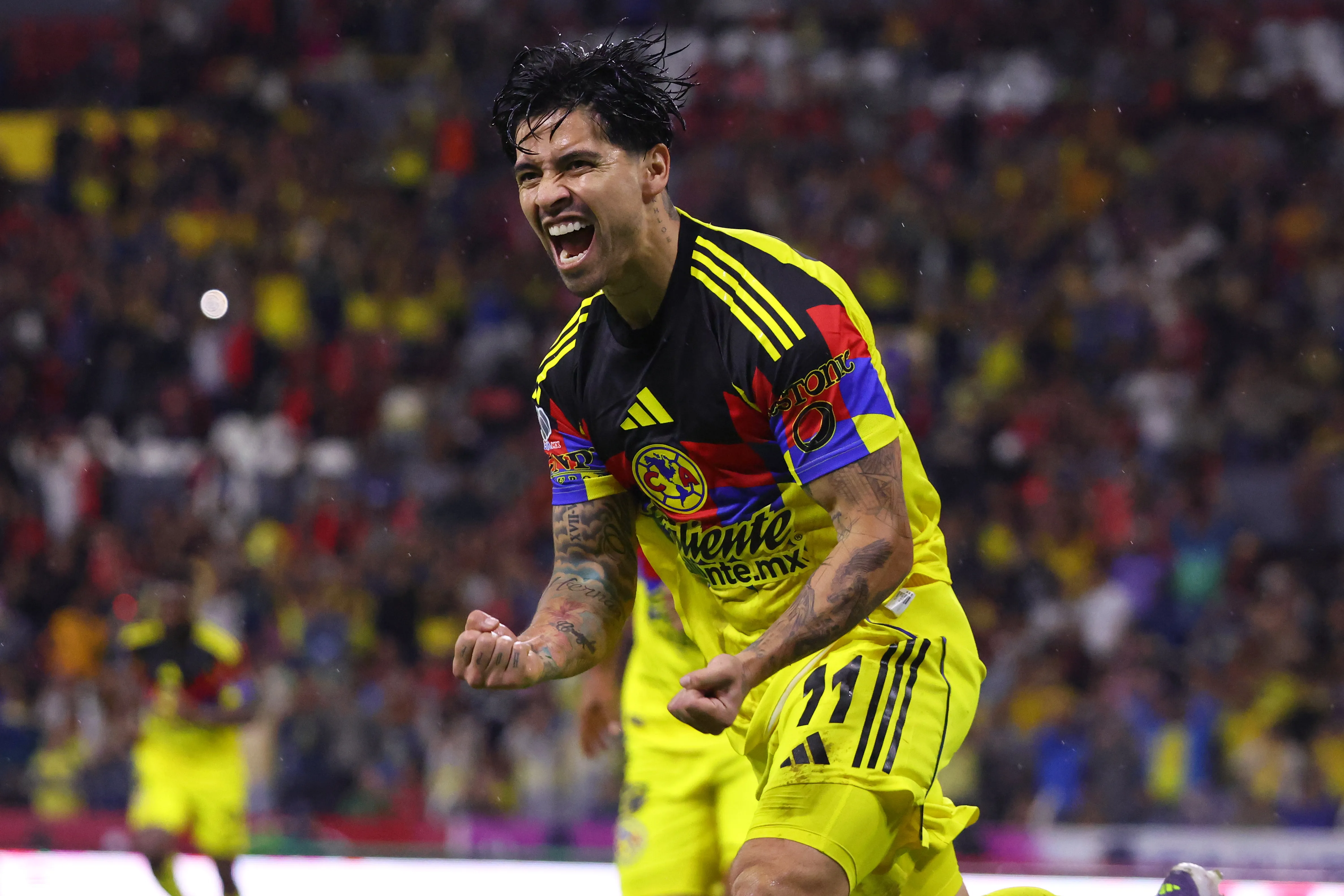 Víctor Dávila seguirá celebrando goles fuera de Chile | Getty Images