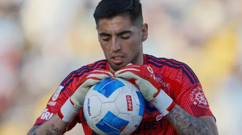 Gabriel Castellón es la gran duda de la U para el estreno en 2026.