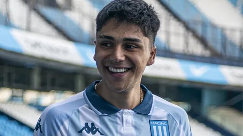 Damián Pizarro fue presentado en Racing.