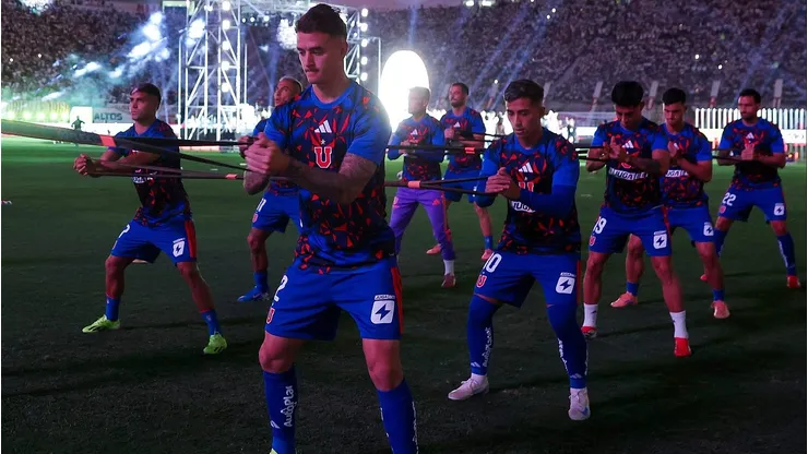 La U cierra su plantel para 2026.