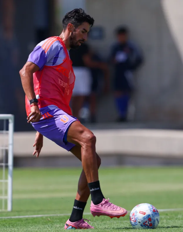 Juan Martín Lucero en una práctica de Universidad de Chile. (Foto: U de Chile).