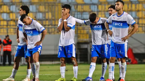 Católica irá por nuevo fichaje tras fracaso en Supercopa.