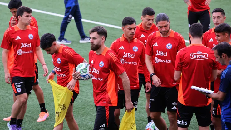 La Selección Chilena estará sin DT hasta después del Mundial