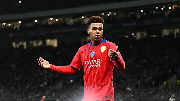 Paris Saint-Germain enfrenta al Newcastle por Champions League.