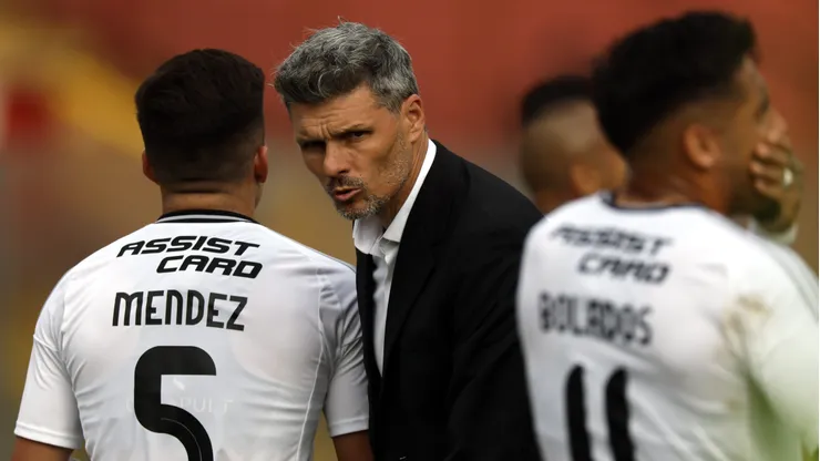 Olmos asegura que el camarín de Colo Colo es un polvorín con Ortiz