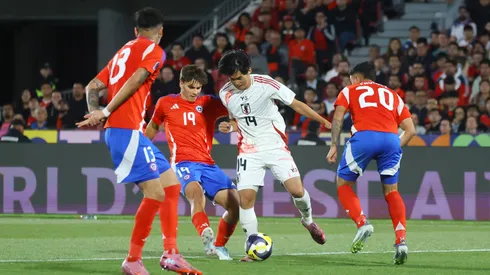 Jugador chileno protagoniza lucha por su fichaje en España.