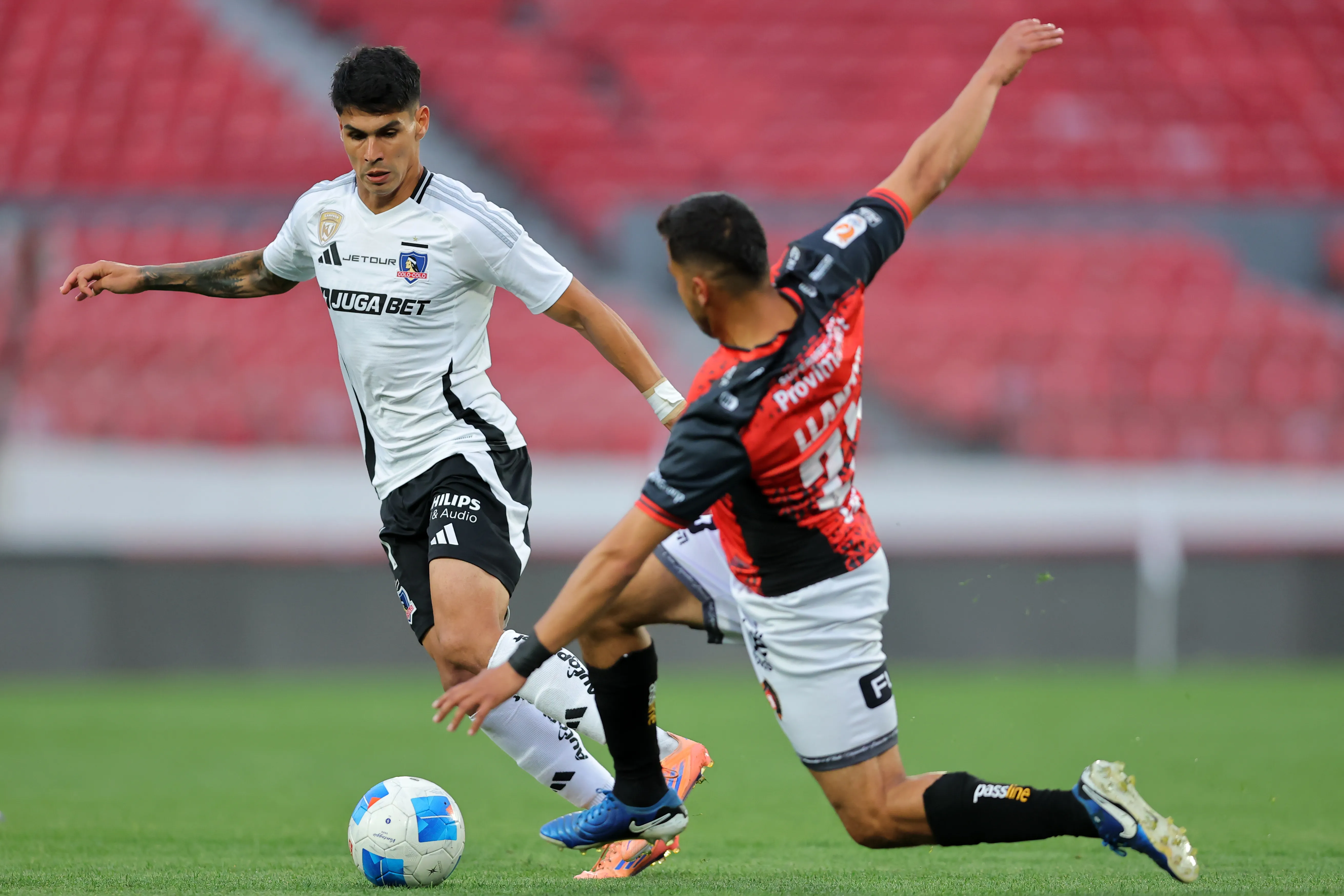 Limache y Colo Colo se juega solo con abonados