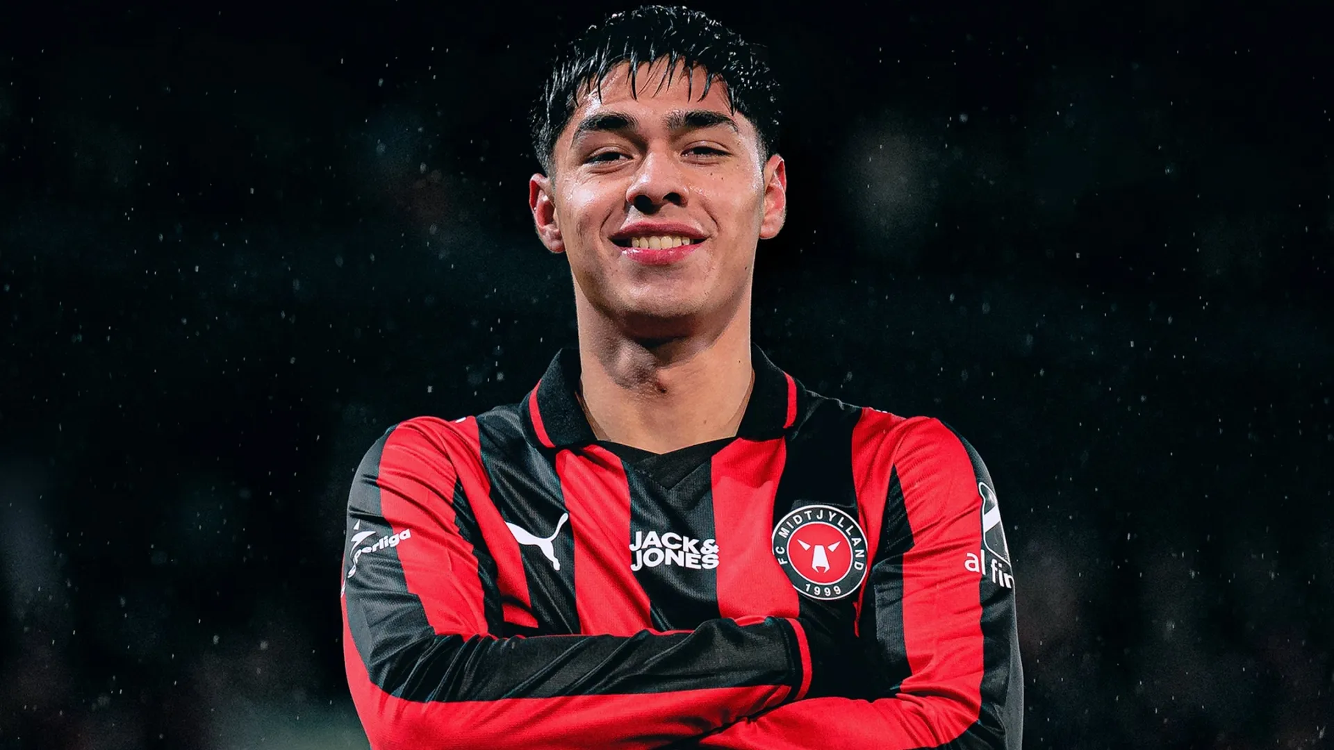 Darío Osorio sigue creciendo en el Midtjylland.