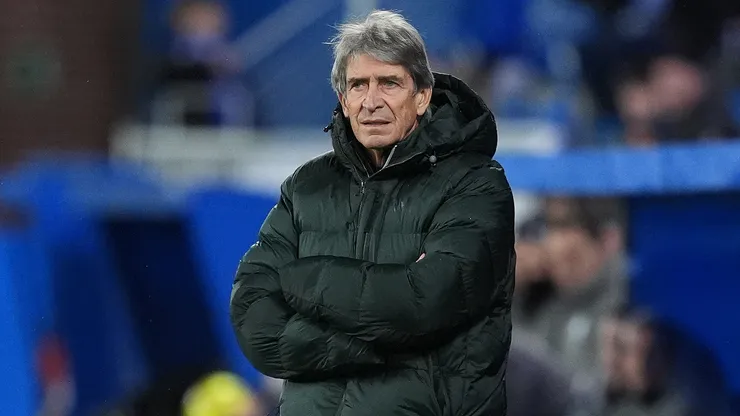 Pellegrini celebra la clasificación en Europa League.