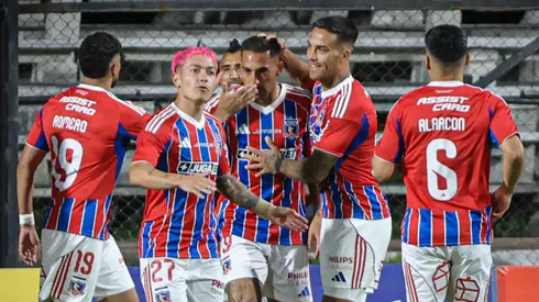 En Colo Colo siguen buscando nombres en el mercado de cara al 2026.