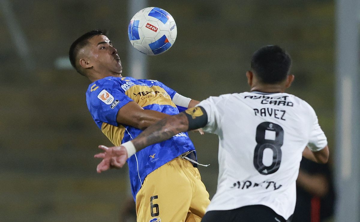 “Ambos capitanes tienen…”: el aviso de Everton para que Álvaro Madrid reemplace a Pavez en Colo Colo