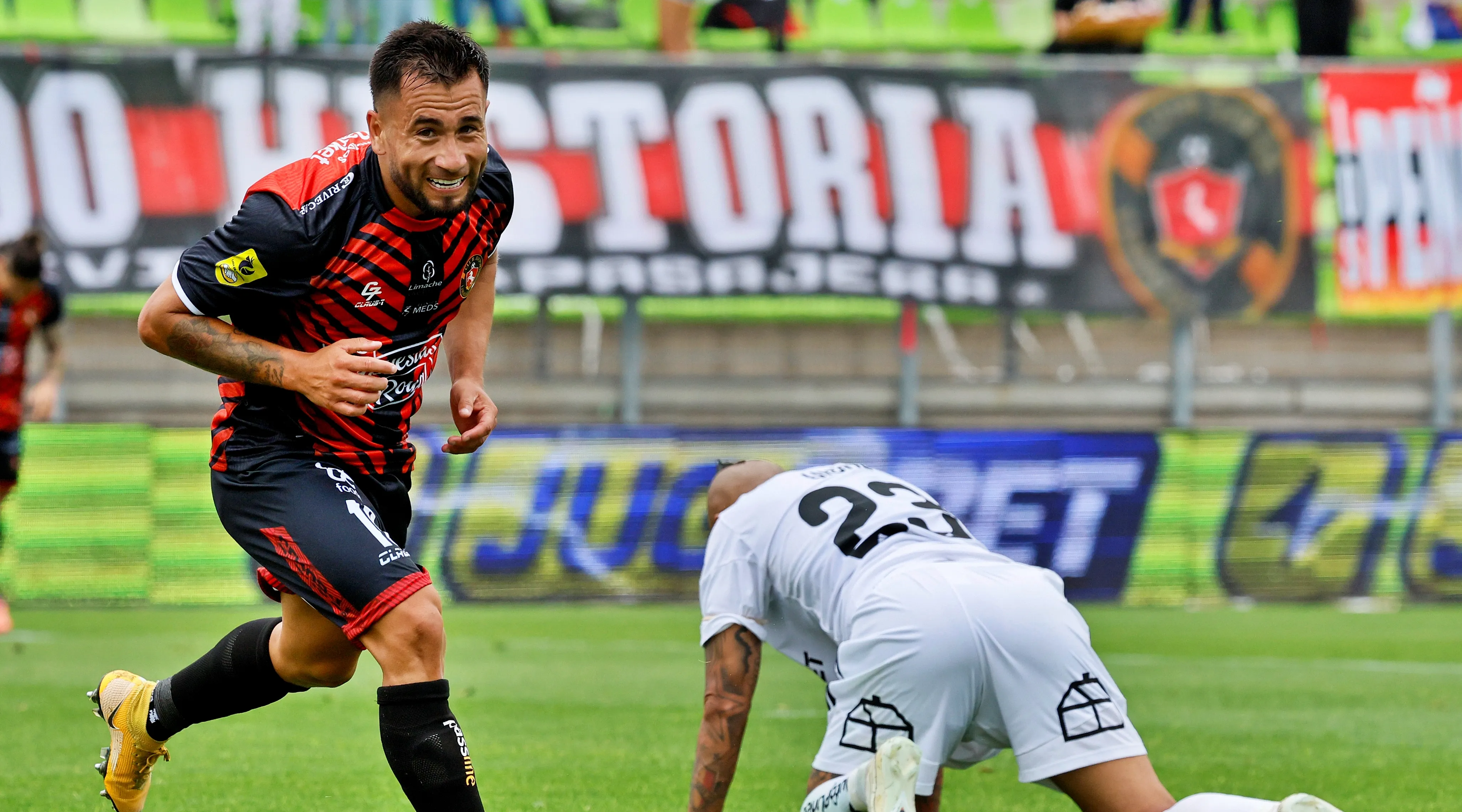 Colo Colo volvió a perder en un debut en el torneo después de largos diez años. | Foto: Photosport.