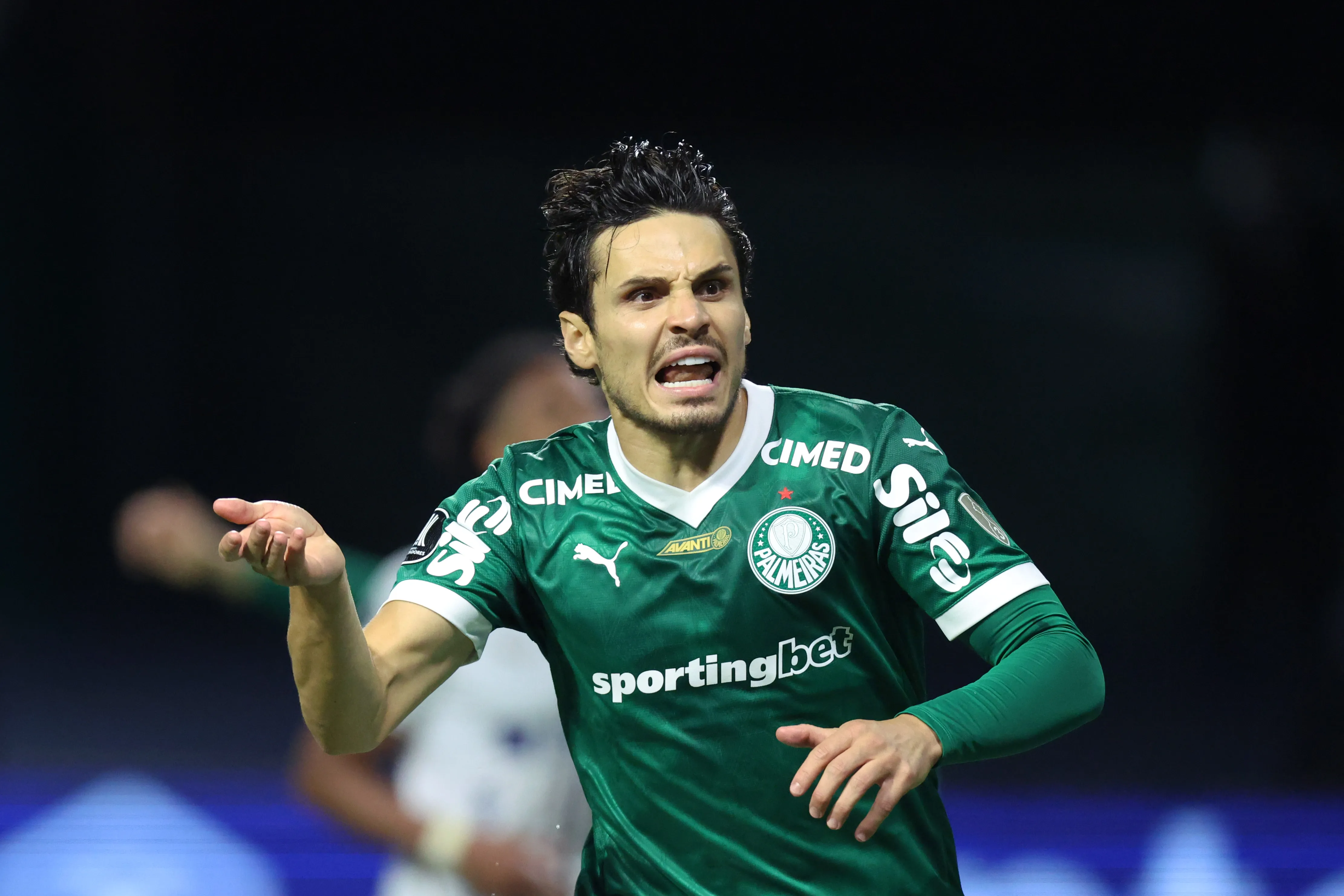 Raphael Veiga celebra con el Palmeiras. (Alexandre Schneider/Getty Images).