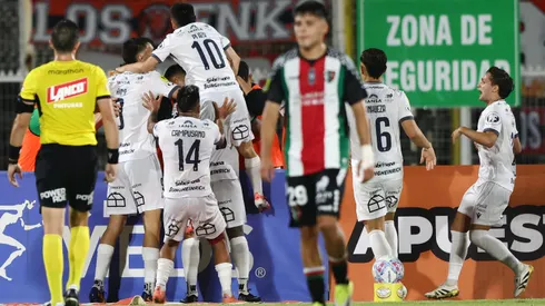 Ñublense consiguió un preciado empate en La Cisterna.