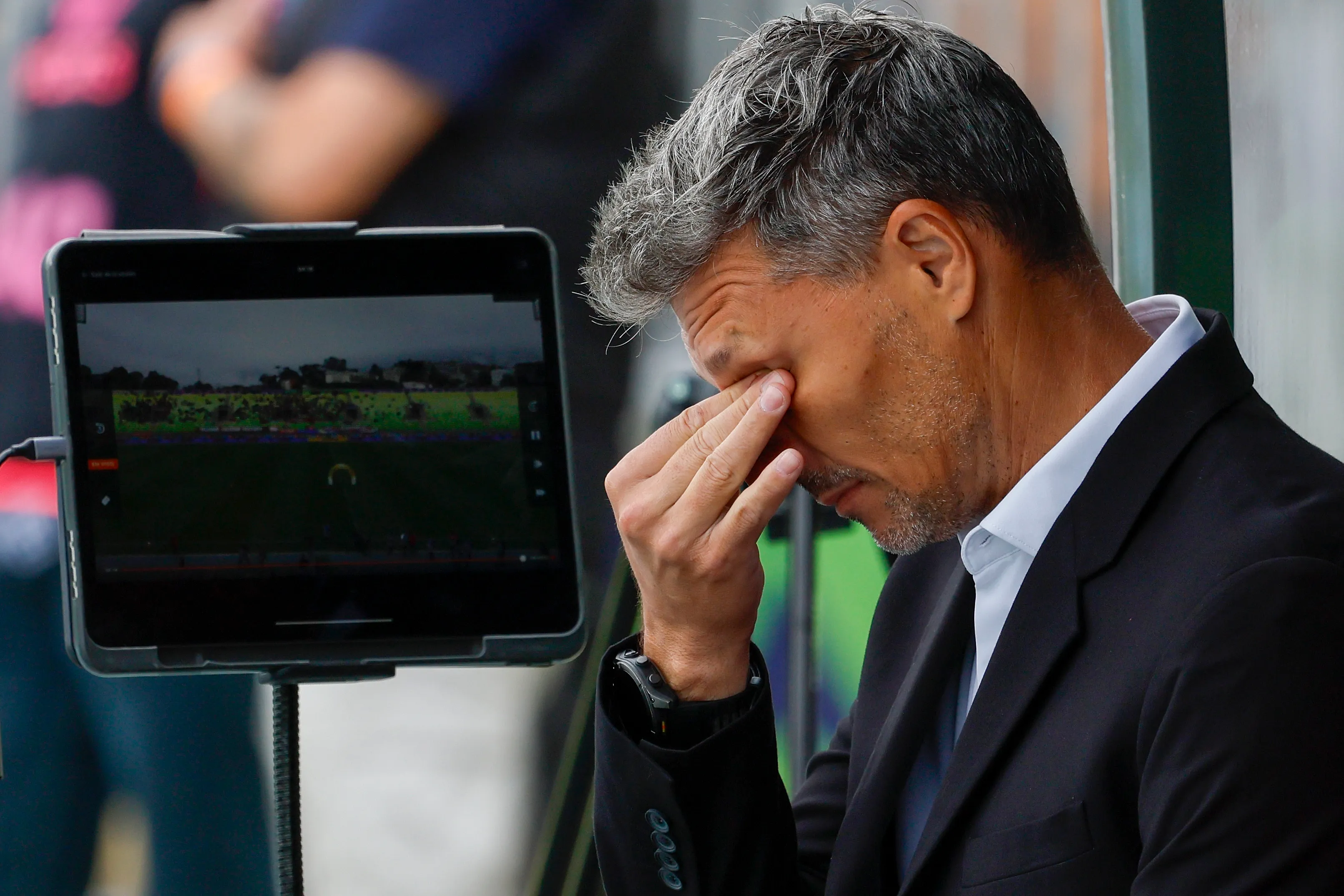 Fernando Ortiz sigue sin rendir en la banca de Colo Colo. Foto: Photosport.
