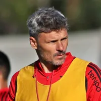 La primera decisión de Ortiz para salvar su pellejo ante Everton