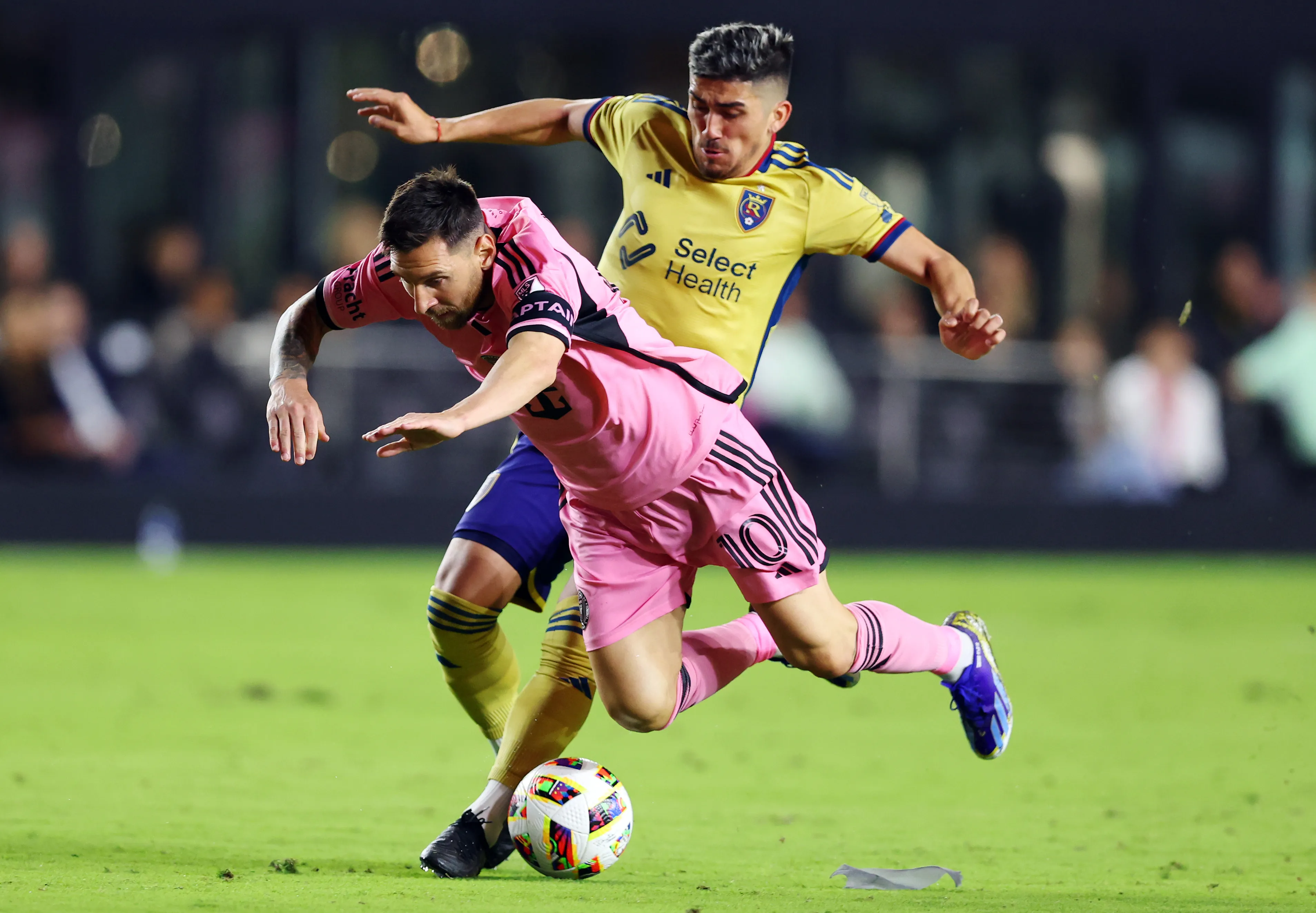 Pablo Ruiz se prepara para llegar a Colo Colo, algo que ya está aprobado. Foto: Getty Images.