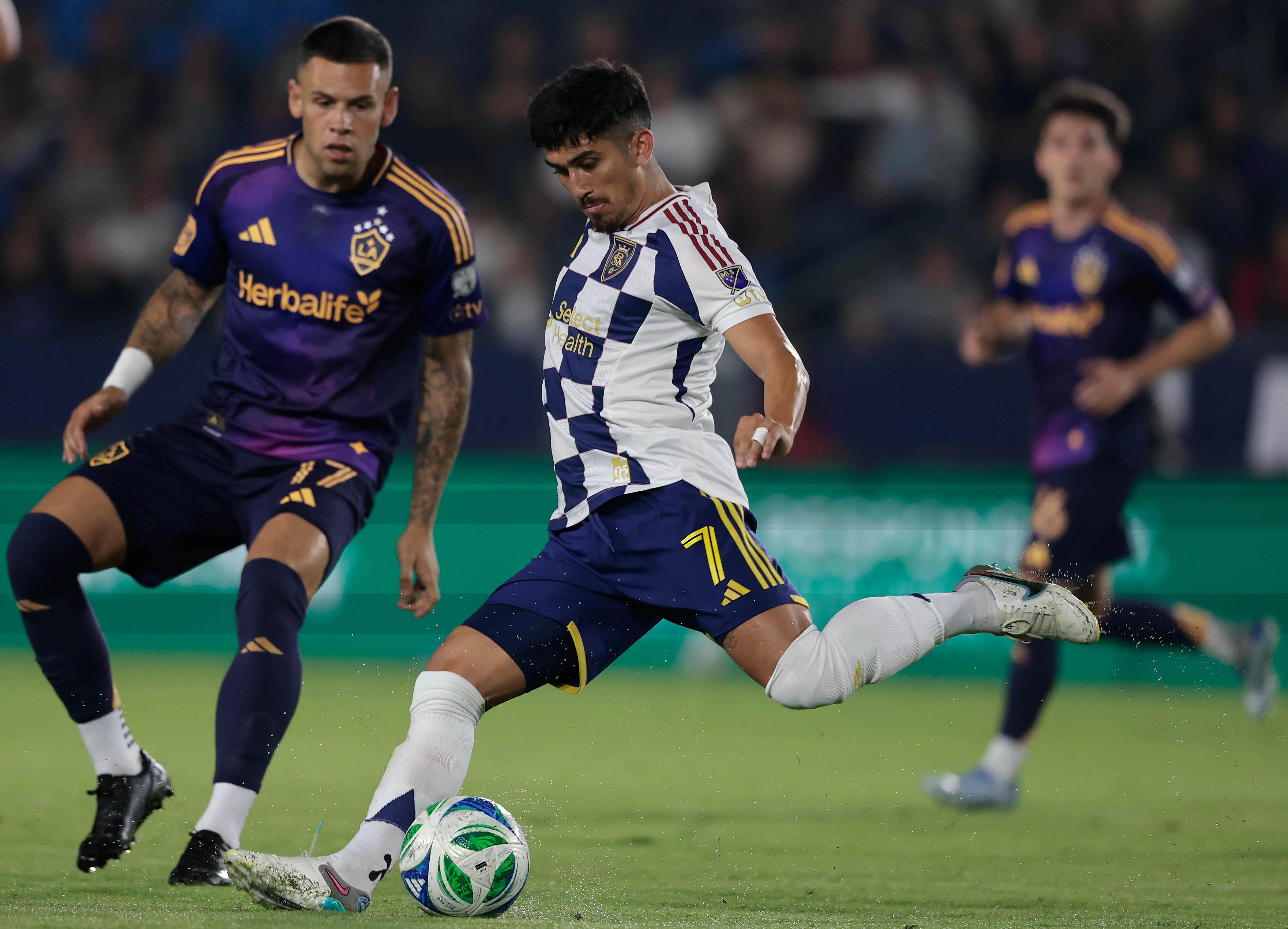 Pablo Ruiz en plena acción por el Real Salt Lake | Getty Images