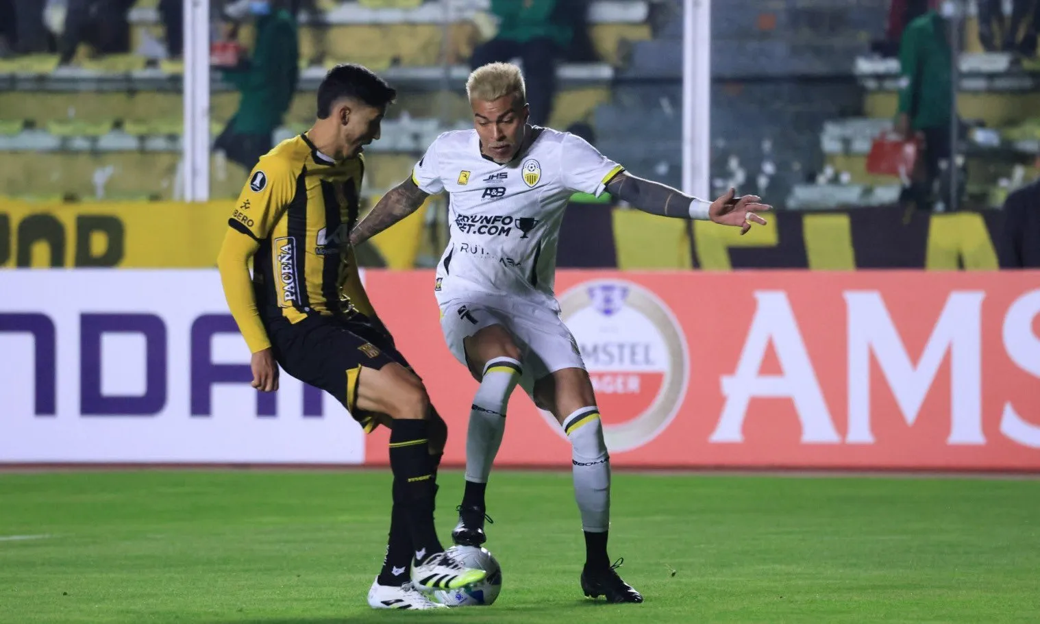 La Copa Libertadores comenzó en Bolivia