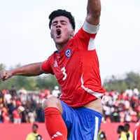 Tras salida de otro juvenil: canterano al rescate de la defensa de Colo Colo