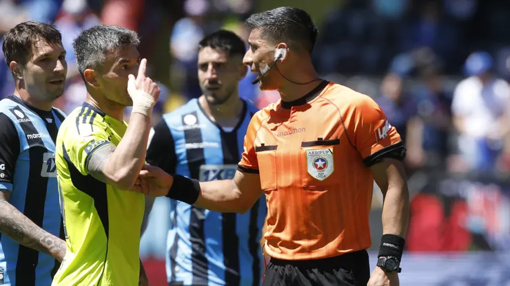 El torneo nacional inicia con problemas.