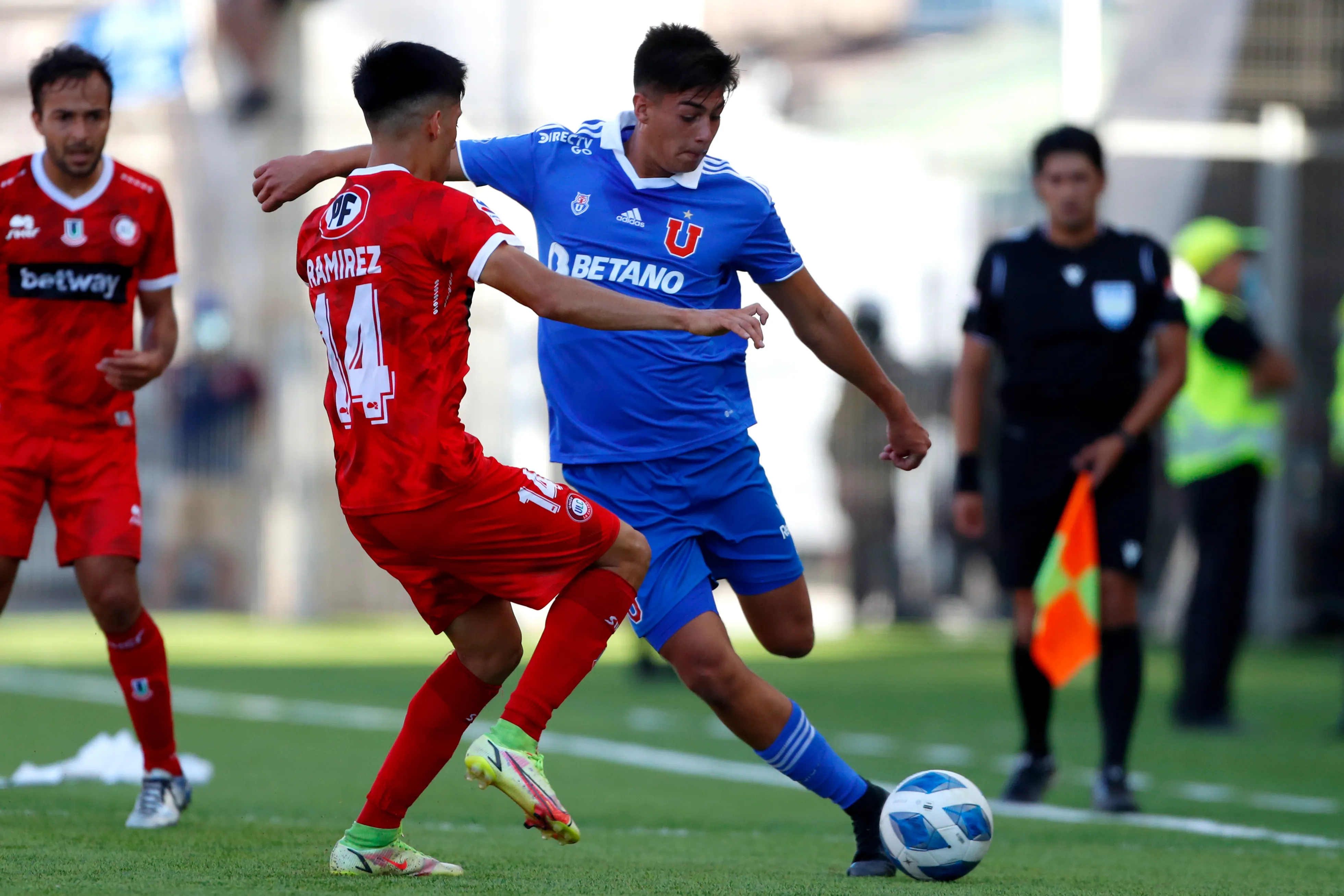 bastián tapia se suma a los Pumas. Andres Pina/Photosport