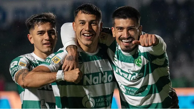 El ex delantero de Colo Colo continuará en Argentina para la temporada 2026.