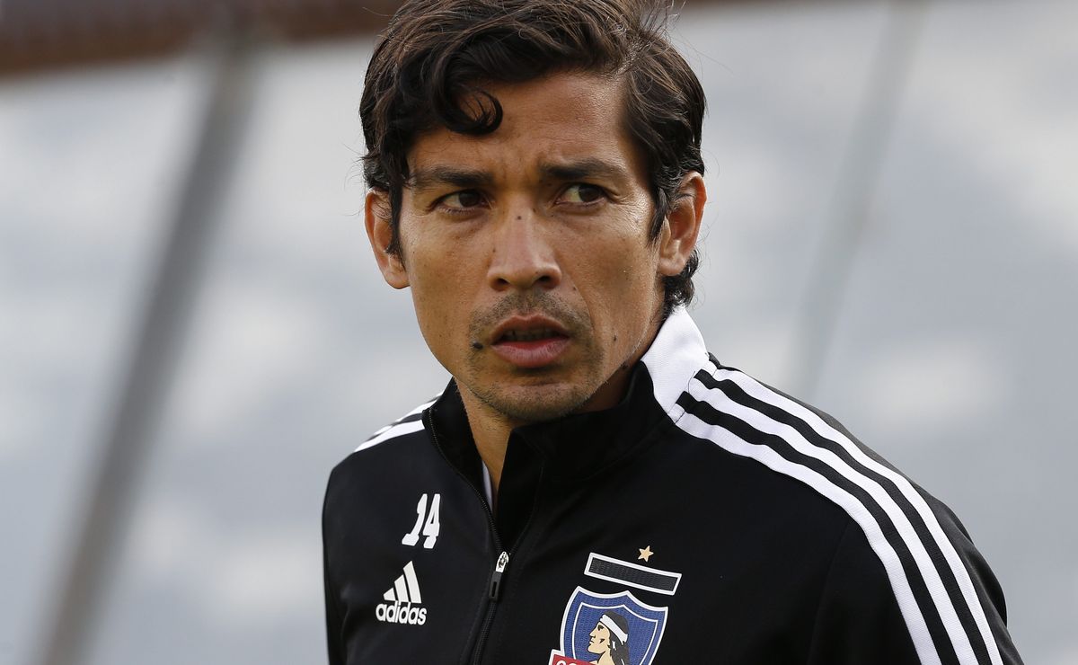 Mati Fernández a los hinchas de Colo Colo por difícil momento: “Apoyar en las buenas y las malas”