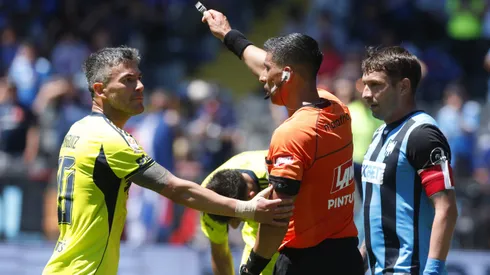 La U y Huachipato no tienen dónde jugar su partido.