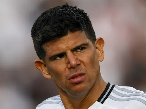 Pavez echa humo por su traumático debut: "Estoy caliente y..."