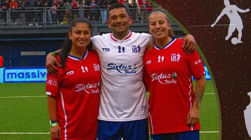 Rodolfo Moya junto a sus dos hijas, Josefa y Agustina.